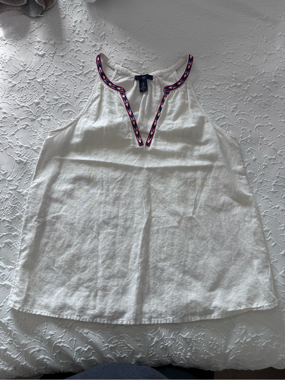 GAP White Linen blend Tank with Red & Blue Trim